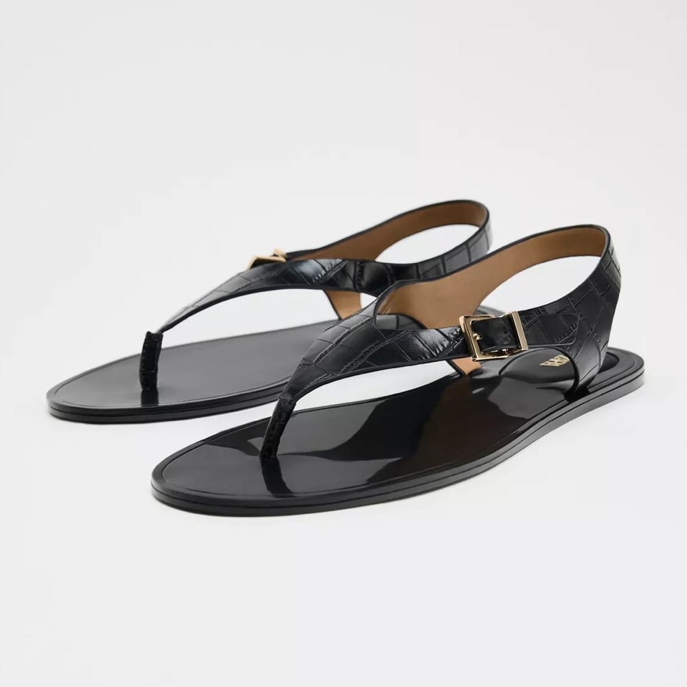 Zara Embossed Flat Sandals Sz:6:5 Black